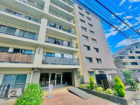 3LDK、全居室収納完備。