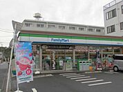 ファミリーマート南加瀬四丁目店 徒歩2分。 130m