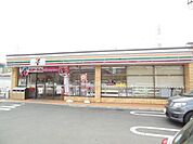 セブンイレブン川崎夢見ケ崎店 徒歩8分。 620m