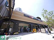 新川崎スクエア 徒歩22分。 1730m