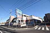 マックハウスコーナン川崎小田栄店 徒歩13分。ショッピングセンター 1040m