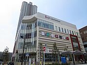ららテラス武蔵小杉 770m