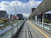 ペデストリアンデッキ