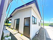 【リフォーム済】物置外観です。内部はクリーニングを行いました。
