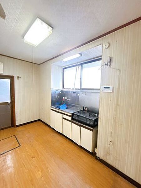 キッチンを拡大表示
