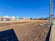 【現地】建築条件無し売地、全17区画の大型分譲です。価格も魅力的です。お好きなハウスメーカーでどうぞ。