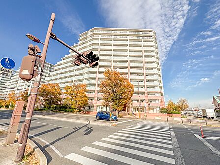 【外観】家の良し悪しだけでなく周辺環境も重要なポイント。