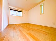 【洋室6.2帖】部屋の快適性を追求していくと、内装はシンプルになります。そしてポイント、ポイントにアクセントをつけて、リズムをつくる。シンプルな内装とは、リズミカルな内装と気づきます。