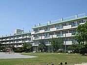 小学校 750m さいたま市立三室小学校(さいたま市立三室小学校　徒歩10分)