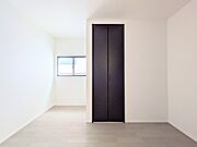 こちらの物件が少しでも気になるようでしたら、お気軽にお問合せください。人生でいちばん大きなお買い物ですので、ゆっくりご見学ください。ネット上の画像と実際の見学では、リアル感がまるで違います。…