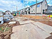 【外観】ここから始まる「日常」はご家族にとってかけがえのない時間となります。少しでも豊かに、快適に。そんな想いから本邸宅は生まれました。