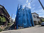 【外観】こちらの物件に少しでもご興味がありましたら、お気軽にお電話下さい。ネット上で「見えない物」「わからない事」でも、実際にご見学いただくことで、手に取るようにおわかりいただけるはずです。…