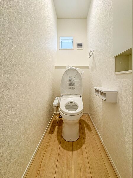 トイレを拡大表示