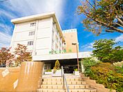 病院 1500m 蕨市立病院(蕨市北町2丁目に位置する病院。外来診療受付は午前8時30分から（6時30分から受付整理券を正面玄関で配布しています）。休診日は日曜日、祝日、年末年始です（皮膚科…