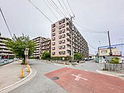 【外観】陽当りや通風性など各所に施された工夫で住みやすさを実現。部屋の大きさや周辺環境・街並など、資料には掲載していない情報が現地にはたくさんございます。是非ご確認下さい。