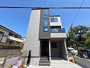 【外観】陽当りや通風性など各所に施された工夫で住みやすさを実現。部屋の大きさや周辺環境・街並など、資料には掲載していない情報が現地にはたくさんございます。是非ご確認下さい。