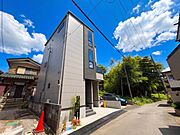【外観】陽当りや通風性など各所に施された工夫で住みやすさを実現。部屋の大きさや周辺環境・街並など、資料には掲載していない情報が現地にはたくさんございます。是非ご確認下さい。