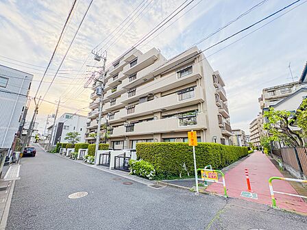 【前面道路】家の良し悪しだけでなく周辺環境も重要なポイント。