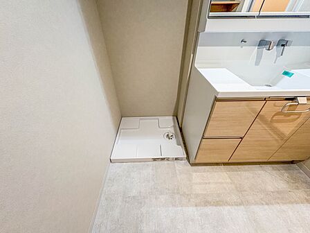 【ランドリースペース】ご希望の洗濯機が設置できるかどうかは現地でお確かめください。