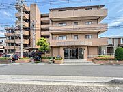 【外観】セレナハイム西浦和から徒歩1分のところに小学校、徒歩2分のところに幼稚園があります。