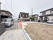 【外観】家族の温かさと陽光の暖かさ、楽しい毎日と明るい未来を予感させる「空間が織り成すひとつ先の住み心地」を演出します。