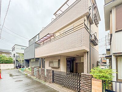 外観:【外観】こちらの物件が少しでも気になるようでしたら、お気軽にお問合せください。人生でいちばん大きなお買い物ですので、ゆっくりご見学ください。ネット上の画像と実際の見学では、リアル感がまるで違… 外観:【外観】こちらの物件が少しでも気になるようでしたら、お気軽にお問合せください。人生でいちばん大きなお買い物ですので、ゆっくりご見学ください。ネット上の画像と実際の見学では、リアル感がまるで違…