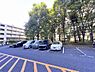 駐車場：【駐車場】毎日の生活にマイカーが必須という方は、購入を検討する際、駐車場があることは大事な条件です。毎日の通勤や家族の送迎、買い物やお出かけなどクルマのある暮らしを満喫したい方は要チェック。…