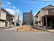 【外観】こちらの物件が少しでも気になるようでしたら、お気軽にお問合せください。人生でいちばん大きなお買い物ですので、ゆっくりご見学ください。ネット上の画像と実際の見学では、リアル感がまるで違…