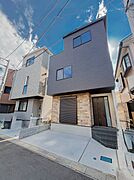 【ぜひ現地をご確認下さい】陽当りや通風性など各所に施された工夫で住みやすさを実現。部屋の大きさや周辺環境・街並など、資料には掲載していない情報が現地にはたくさんございます。是非ご確認下さい。…