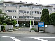 中学校 453m 戸田市立戸田中学校