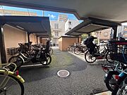 【駐輪場】駐輪場があると自転車を自由に出し入れ出来るので便利。