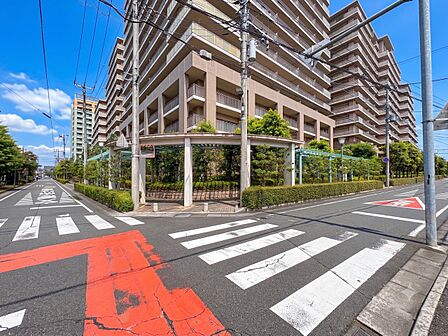 【前面道路】家の良し悪しだけでなく周辺環境も重要なポイント。