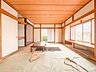 和室：【和室10帖】  元気いっぱいのお子さんの遊び場所として最適な空間となるでしょう