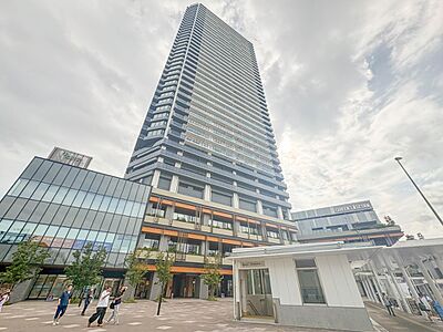 外観:【外観】こちらの物件が少しでも気になるようでしたら、お気軽にお問合せください。人生でいちばん大きなお買い物ですので、ゆっくりご見学ください。ネット上の画像と実際の見学では、リアル感がまるで違… 外観:【外観】こちらの物件が少しでも気になるようでしたら、お気軽にお問合せください。人生でいちばん大きなお買い物ですので、ゆっくりご見学ください。ネット上の画像と実際の見学では、リアル感がまるで違…