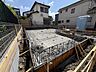 外観：【外観】陽当りや通風性など各所に施された工夫で住みやすさを実現。部屋の大きさや周辺環境・街並など、資料には掲載していない情報が現地にはたくさんございます。是非ご確認下さい。※青空はイメージで…