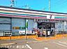 周辺：コンビニ 720m セブンイレブン春日部豊町2丁目(セブンイレブンは近くて便利を掲げています。近くとは、心の近さ。便利とはモノが期待以上の品質でお客さまに届くこと。セブン銀行など新しいサービ…