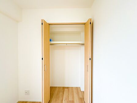 【収納】各部屋を最大限に広く使って頂ける様、全居住スペースに収納付。プライベートルームはゆったりと快適に。