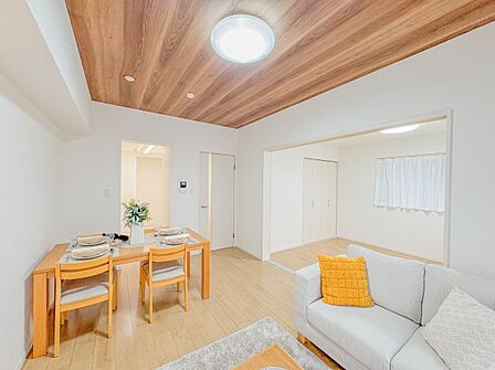 【LDK11.2帖】内装もいたってシンプル。家事や趣味、子育てにも集中。