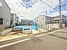 外観：【現地土地写真】車の通行が少ないので、静かな住環境を維持することができます。