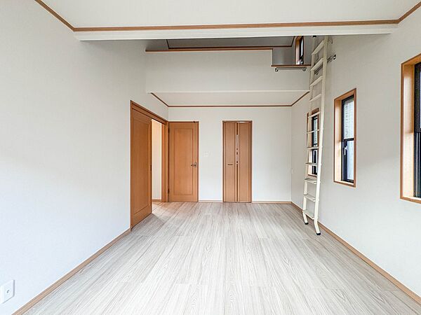 寝室を拡大表示