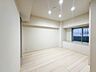 寝室：【寝室6.6帖】充実した生活は伸びやかな居室空間から始まります。快適に・伸びやかに。心の潤いを求める方々へ。