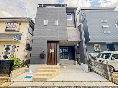外観:【外観】こちらの物件が少しでも気になるようでしたら、お気軽にお問合せください。人生でいちばん大きなお買い物ですので、ゆっくりご見学ください。ネット上の画像と実際の見学では、リアル感がまるで違… 外観:【外観】こちらの物件が少しでも気になるようでしたら、お気軽にお問合せください。人生でいちばん大きなお買い物ですので、ゆっくりご見学ください。ネット上の画像と実際の見学では、リアル感がまるで違…