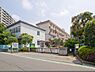 周辺：小学校 400m さいたま市立与野八幡小学校