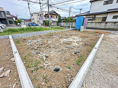 外観：こちらの物件が少しでも気になるようでしたら、お気軽にお問合せください。人生でいちばん大きなお買い物ですので、ゆっくりご見学ください。ネット上の画像と実際の見学では、リアル感がまるで違います。…