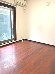 都営大江戸線 西新宿五丁目駅 徒歩2分の賃貸マンション 1階1Kのリビング/ダイニング