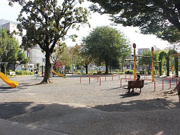 画像10:【公園】椎名町公園まで359ｍ