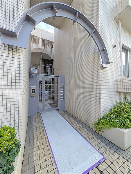 エントランスを拡大表示
