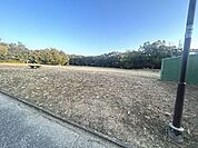 さつき野公園 徒歩7分。 520m
