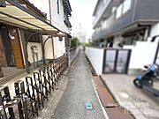 サイクルポートがございますので、自転車やバイクが雨に濡れません♪