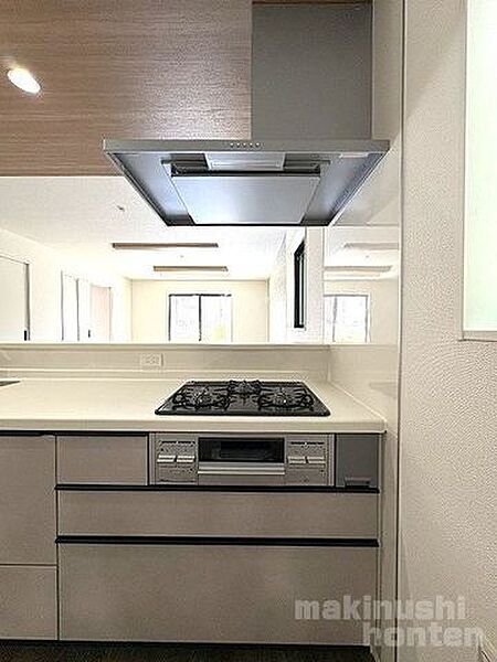 キッチンを拡大表示
